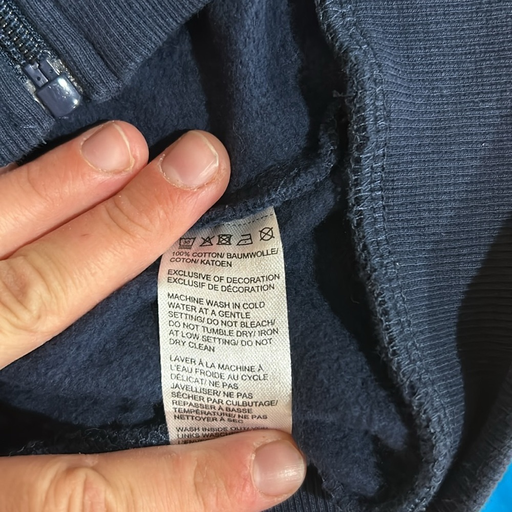 Toddler 4T sweatshirt​​ - Picture 3 of 3